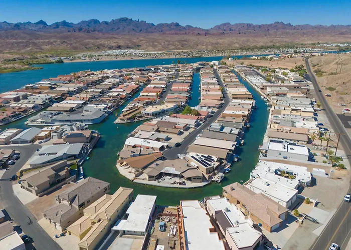 Dock - The Keys Favorite | Wild West River Escape * Parker